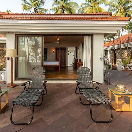 Casa Del Mer By Stayvista - Nearby Beach With, Sea-View Rooms & Coconut Farm 알리바그 외부 사진