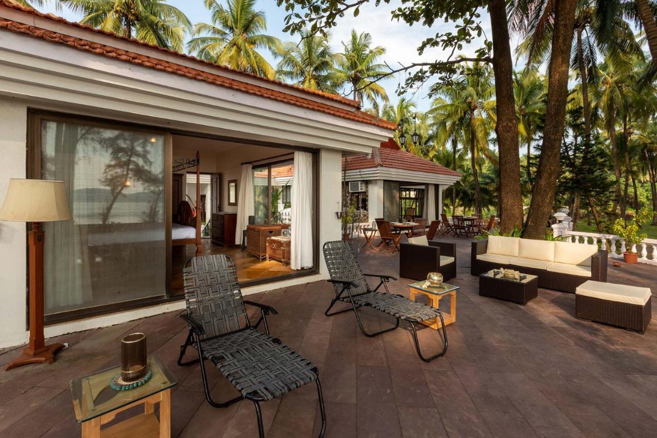 Casa Del Mer By Stayvista - Nearby Beach With, Sea-View Rooms & Coconut Farm 알리바그 외부 사진